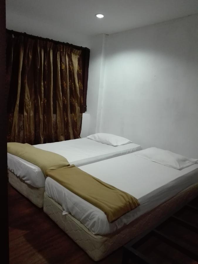 Tonight Hotel Hostel George Town Exterior photo