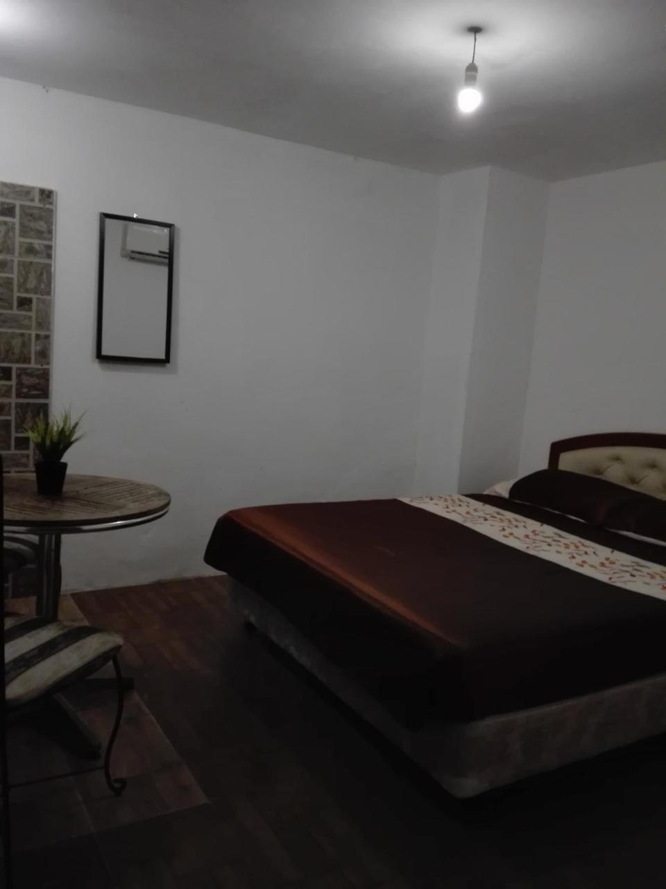 Tonight Hotel Hostel George Town Exterior photo